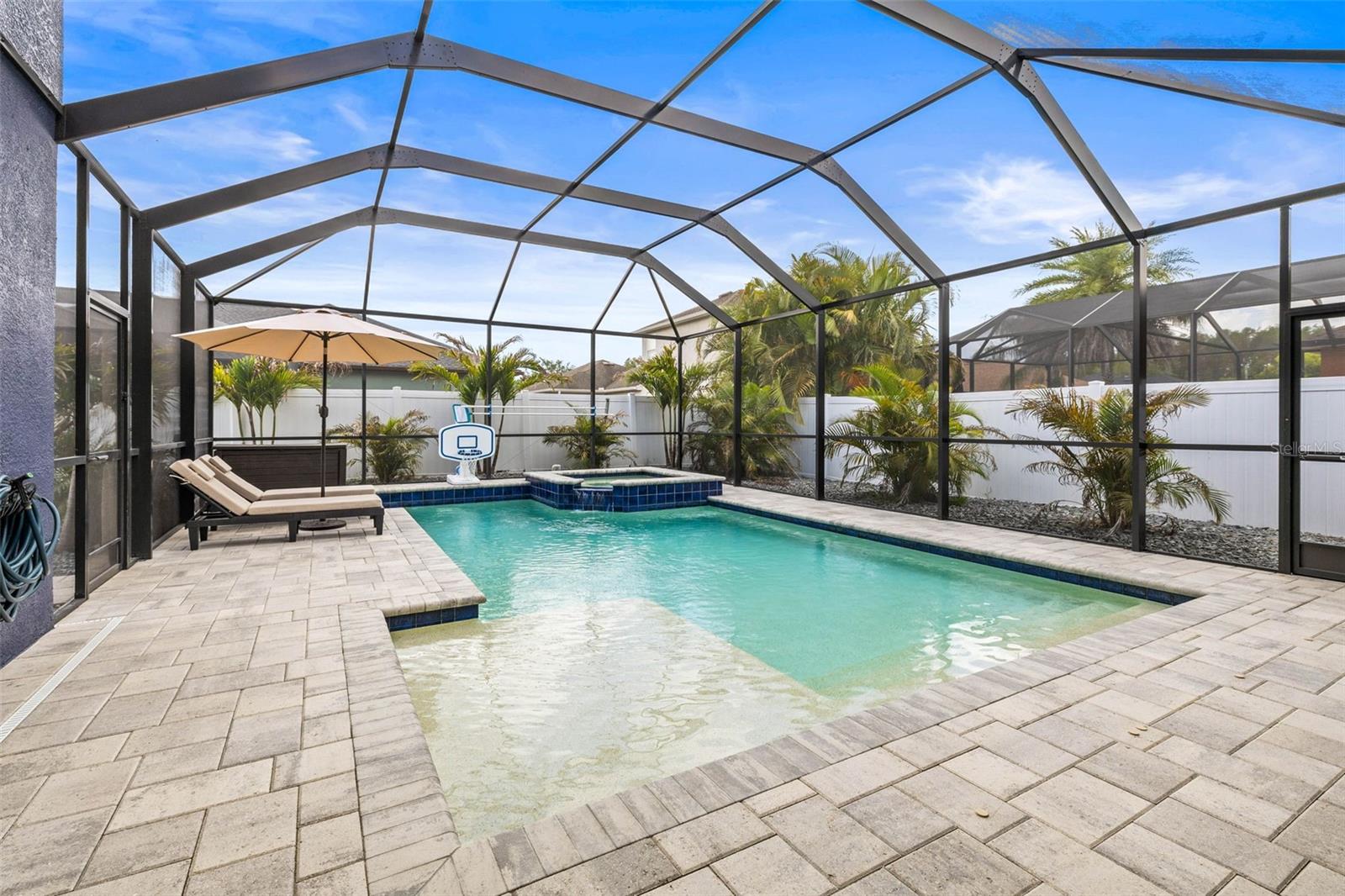 Image 39 of 57 For 1741 Beaconsfield Dr