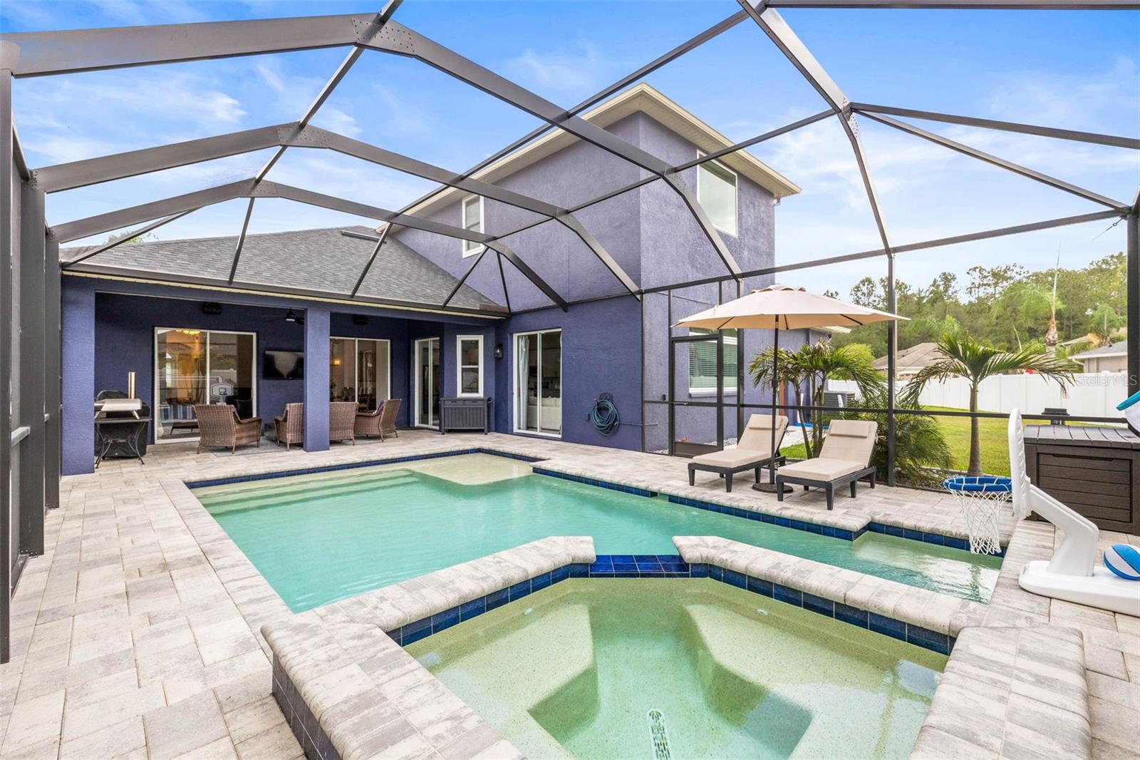 Image 41 of 57 For 1741 Beaconsfield Dr