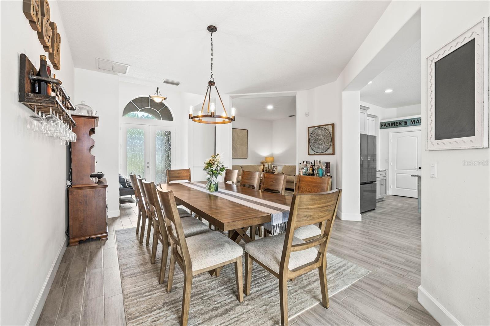 Image 5 of 57 For 1741 Beaconsfield Dr