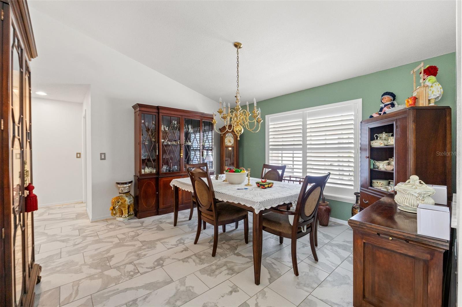Image 16 of 36 For 9276 Ashley Drive