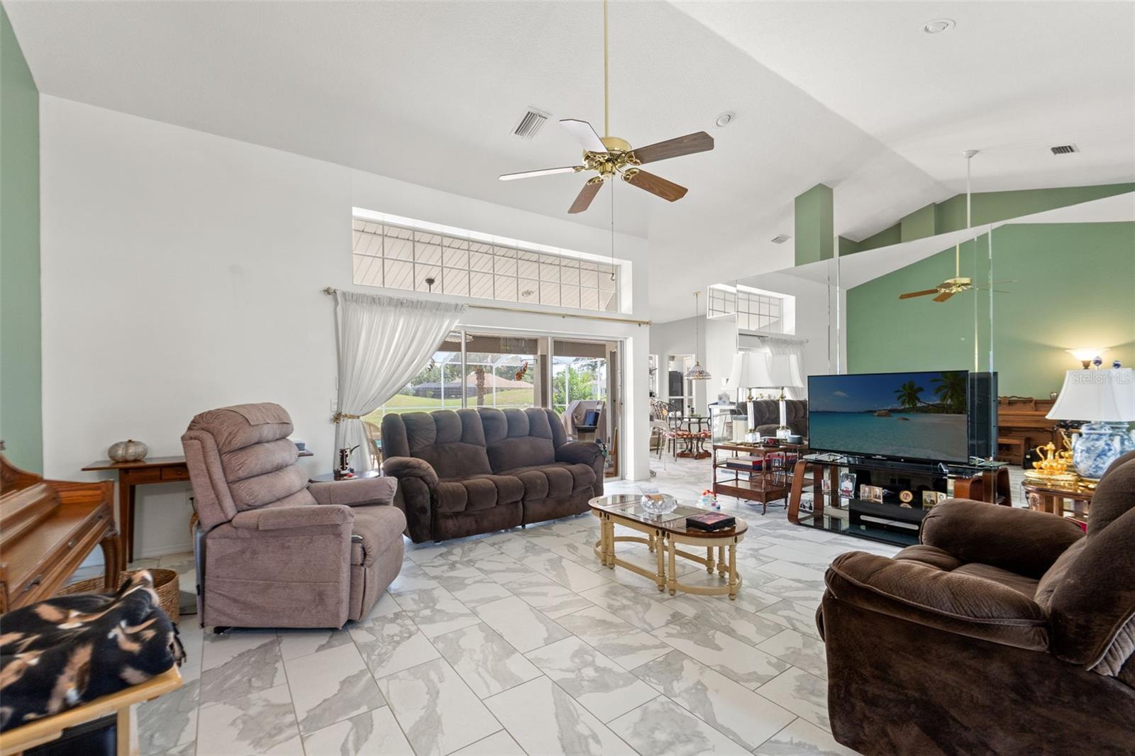 Image 7 of 36 For 9276 Ashley Drive