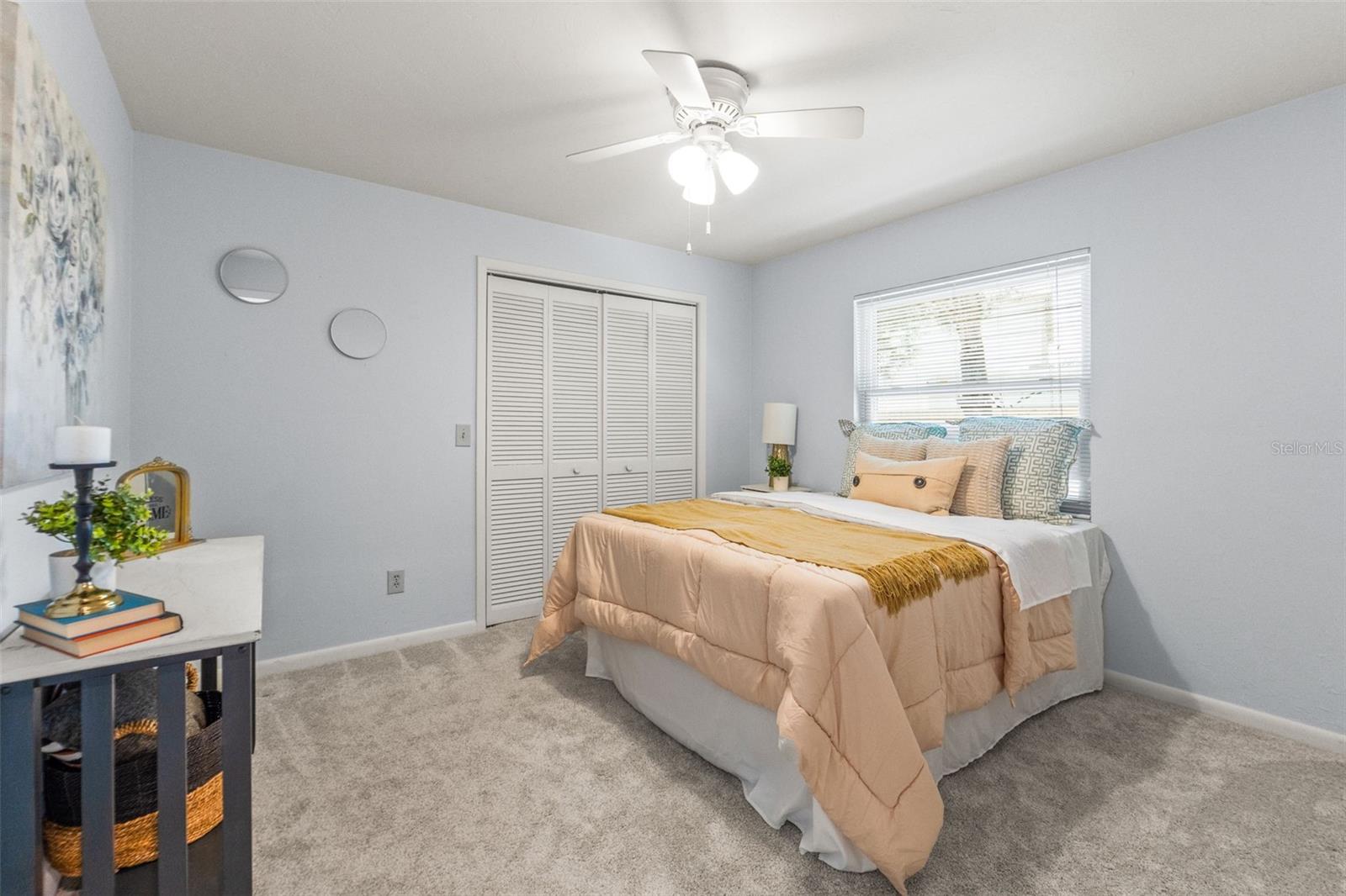 Listing photo id 18 for 3956 Tamarisk Point