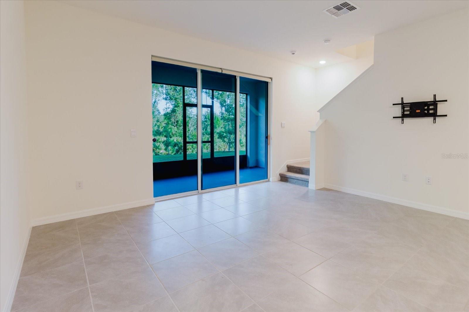 Image 18 of 63 For 11054 Crescent Deer Drive