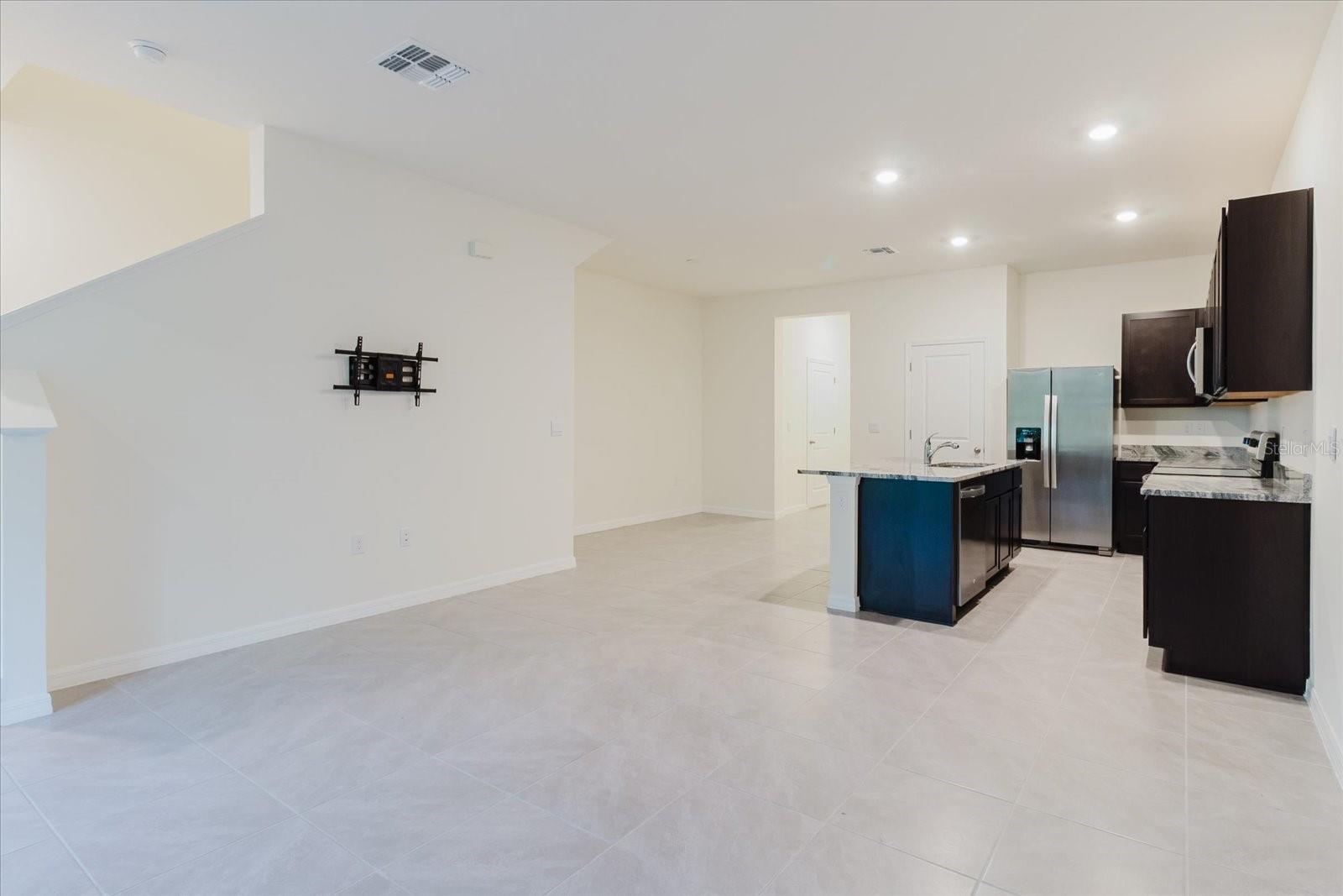 Image 19 of 63 For 11054 Crescent Deer Drive