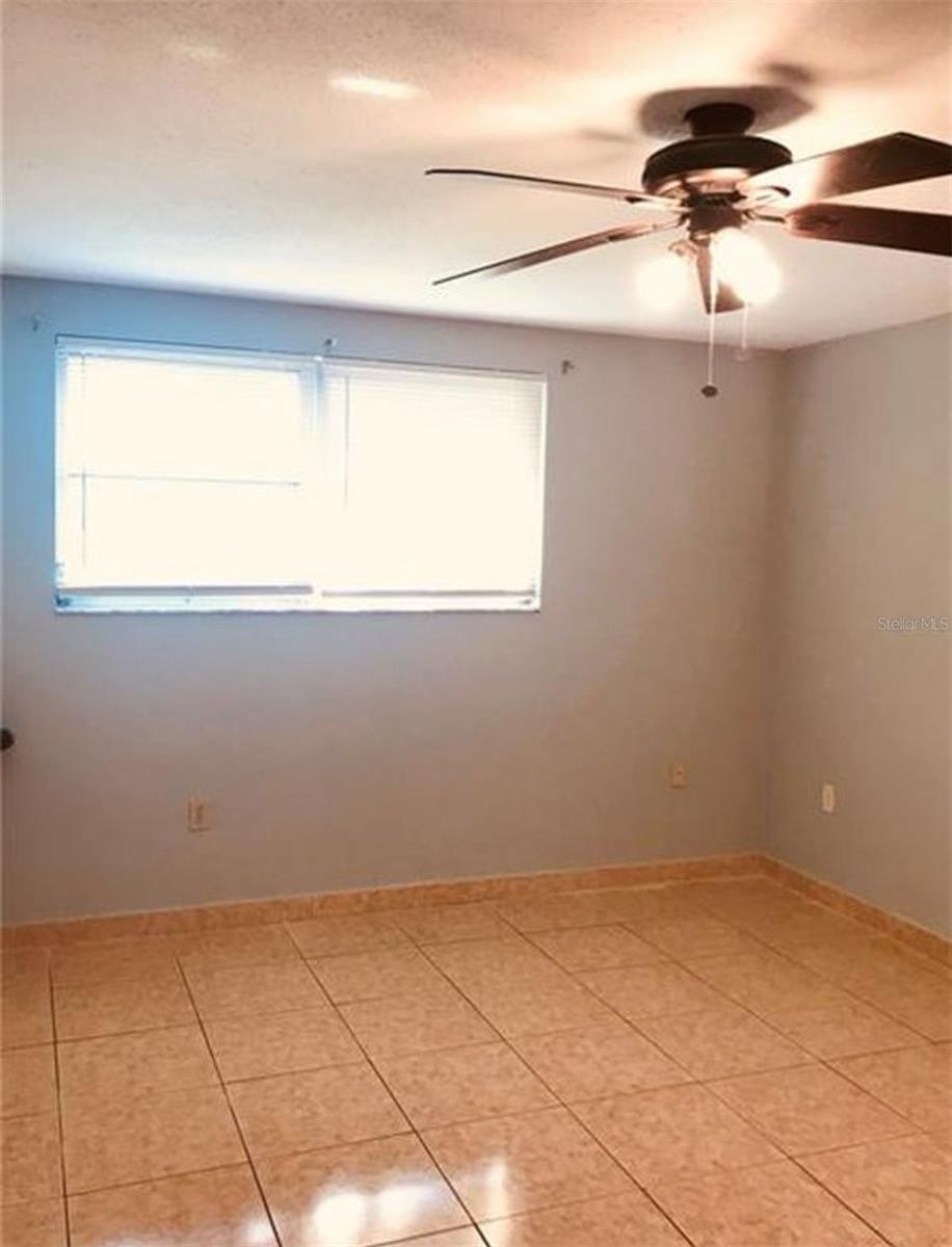 Image 11 of 20 For 10327 Oleander Drive