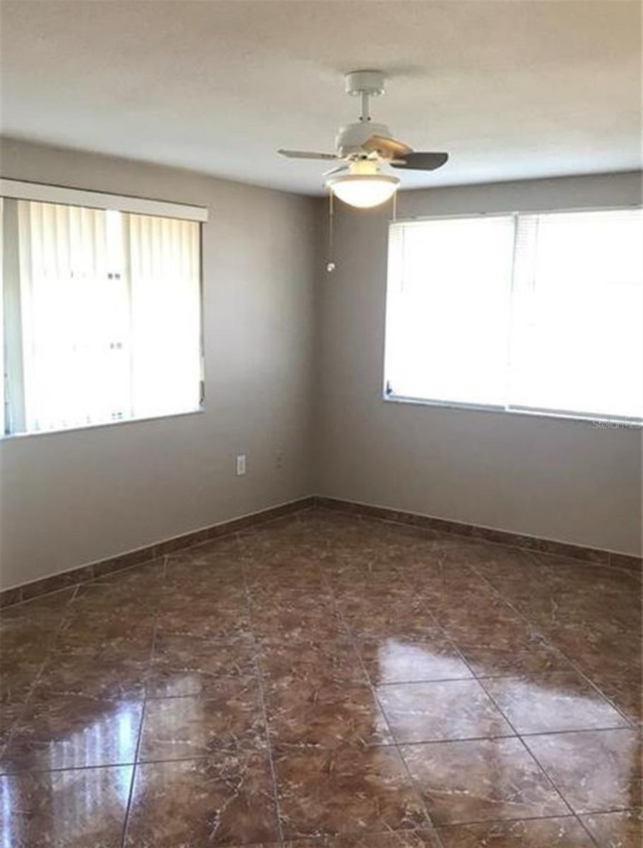 Image 12 of 20 For 10327 Oleander Drive