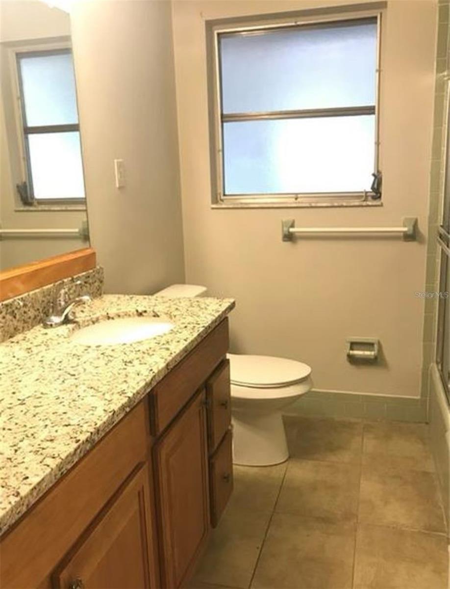 Image 13 of 20 For 10327 Oleander Drive