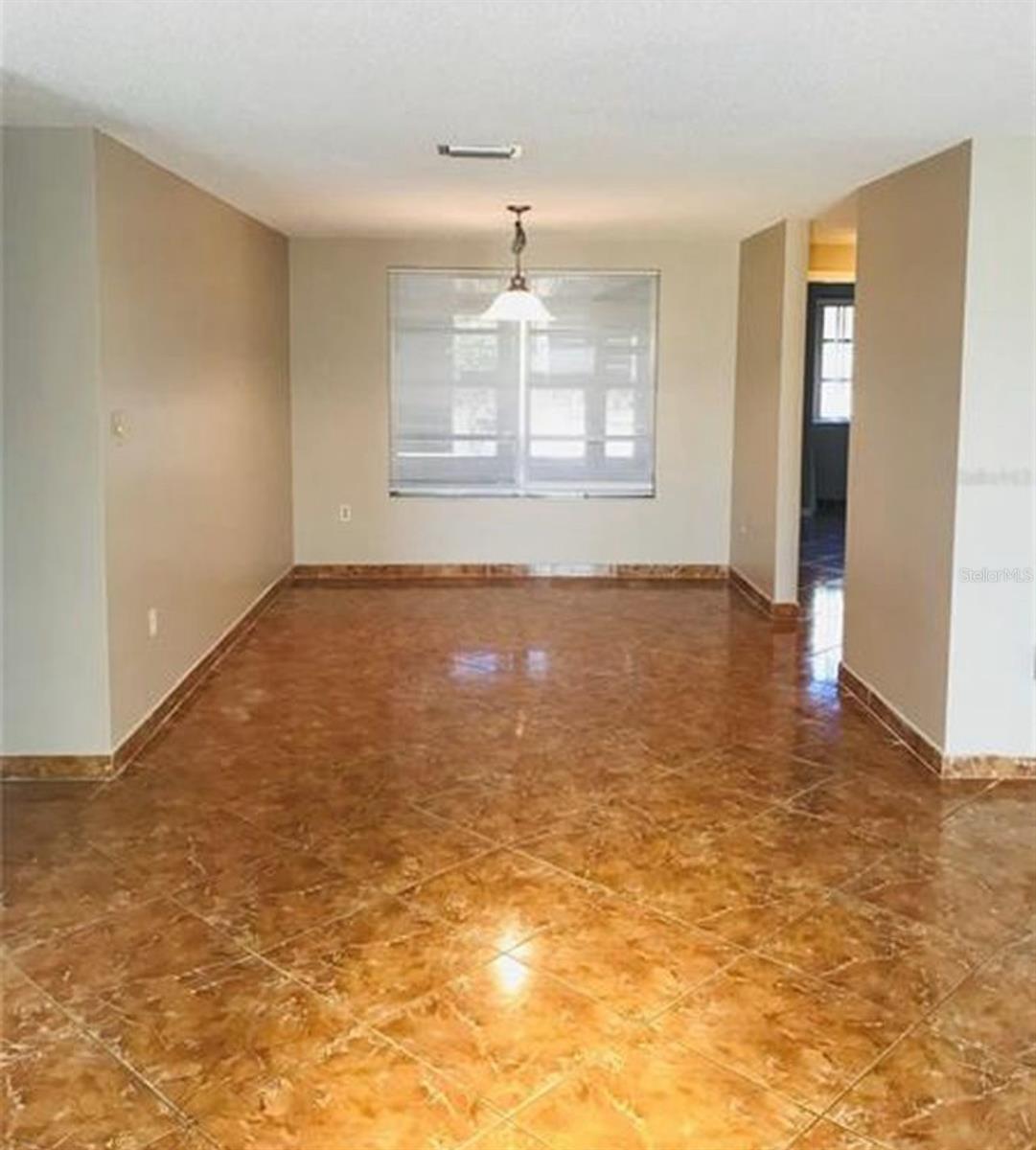 Image 5 of 20 For 10327 Oleander Drive