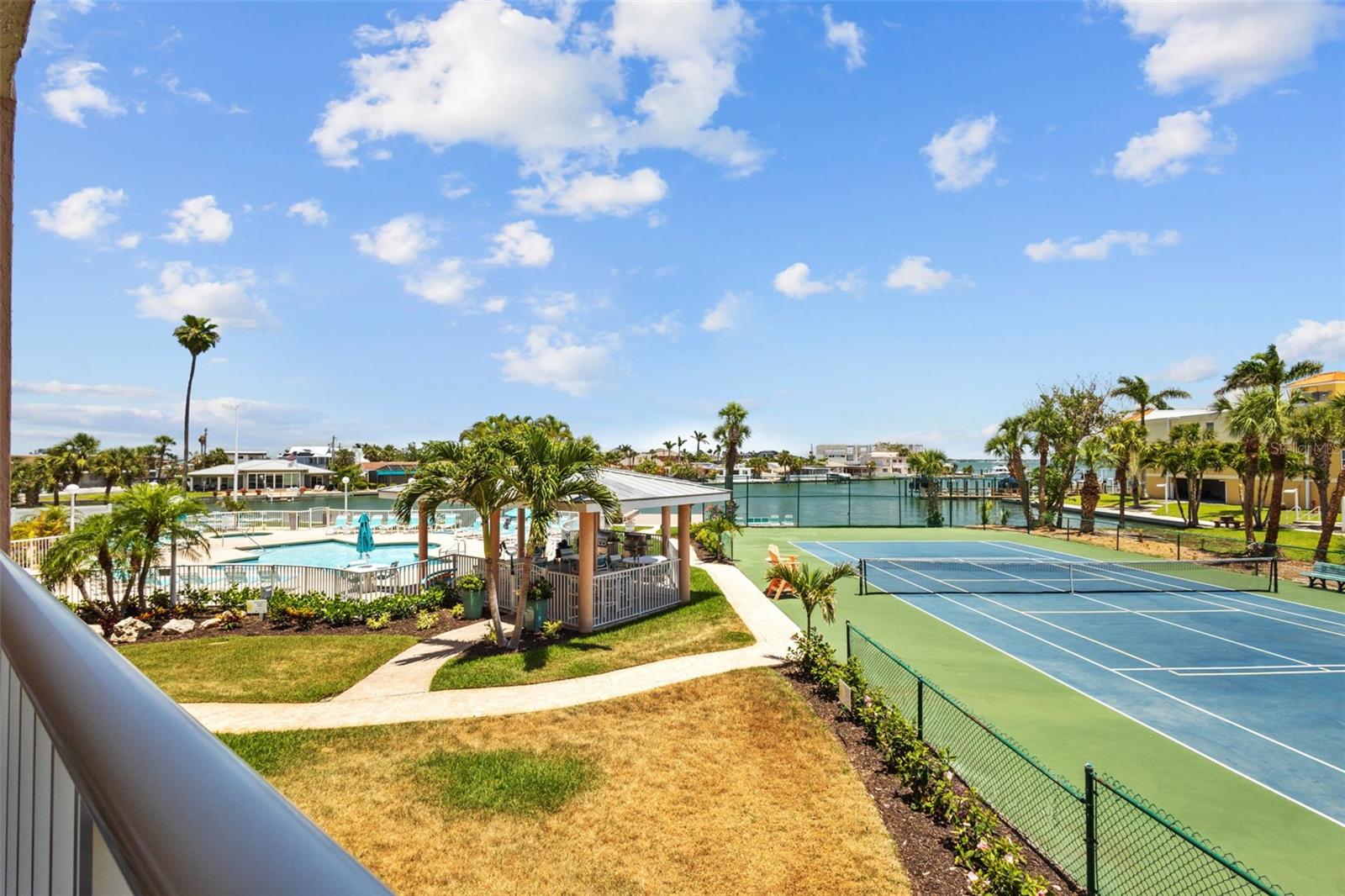 Image 12 of 43 For 5445 Gulf Boulevard 210