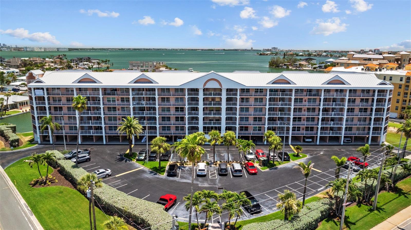 Image 3 of 43 For 5445 Gulf Boulevard 210