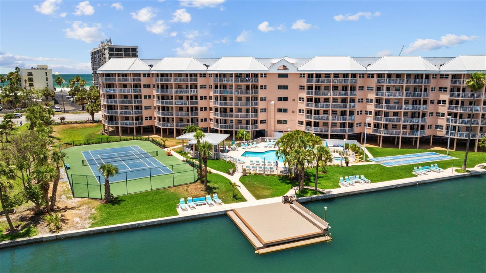 Image 39 of 43 For 5445 Gulf Boulevard 210