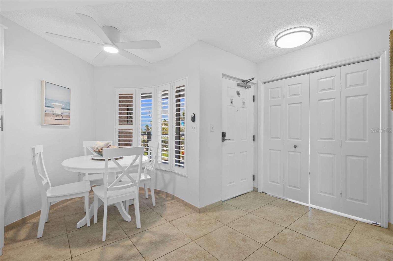 Image 4 of 43 For 5445 Gulf Boulevard 210