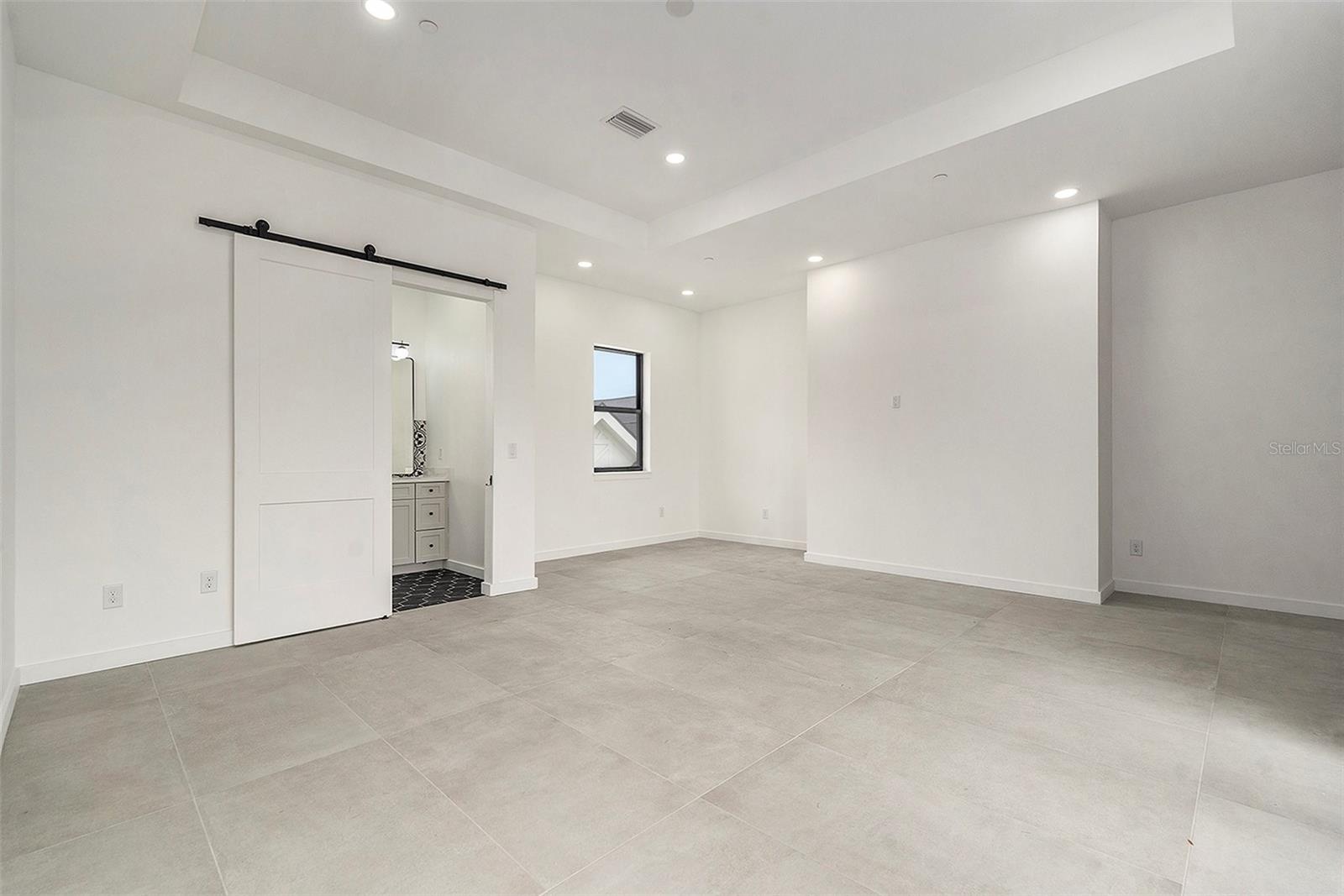 Image 13 of 29 For 1801 Morgan Street 12