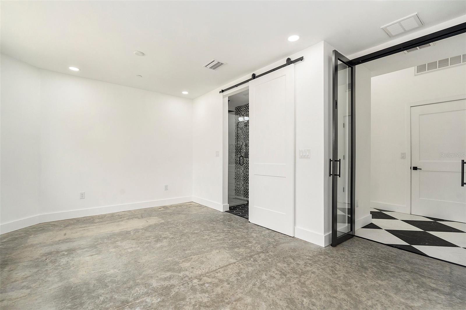 Image 17 of 29 For 1801 Morgan Street 12