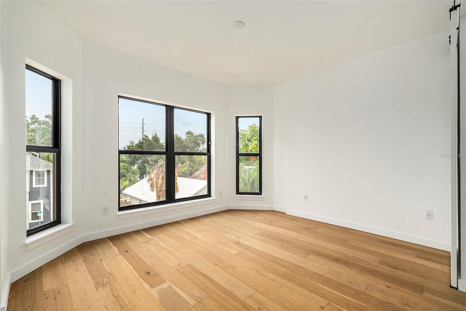 Image 5 of 29 For 1801 Morgan Street 12