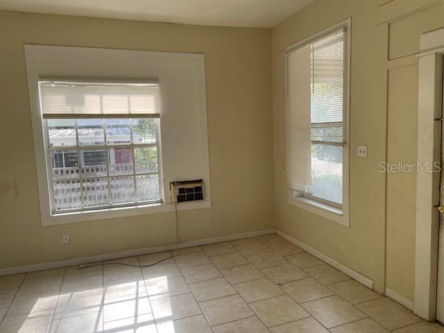 Image 7 of 12 For 2219 Durham Street