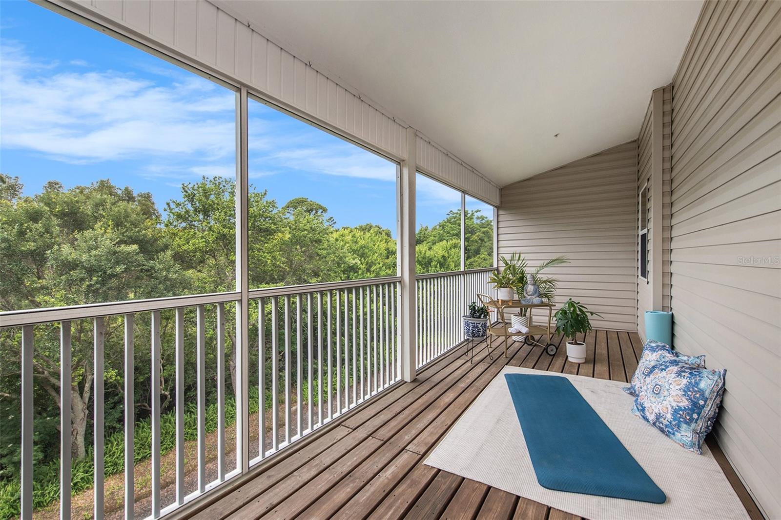 Listing photo id 13 for 3147 Oyster Bayou Way