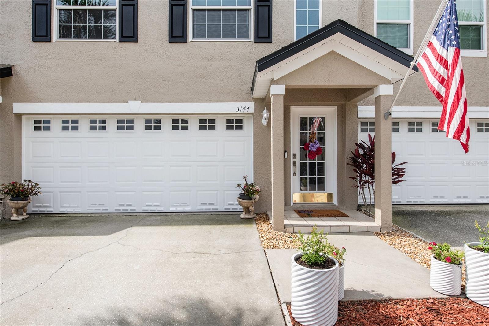 Listing photo id 0 for 3147 Oyster Bayou Way