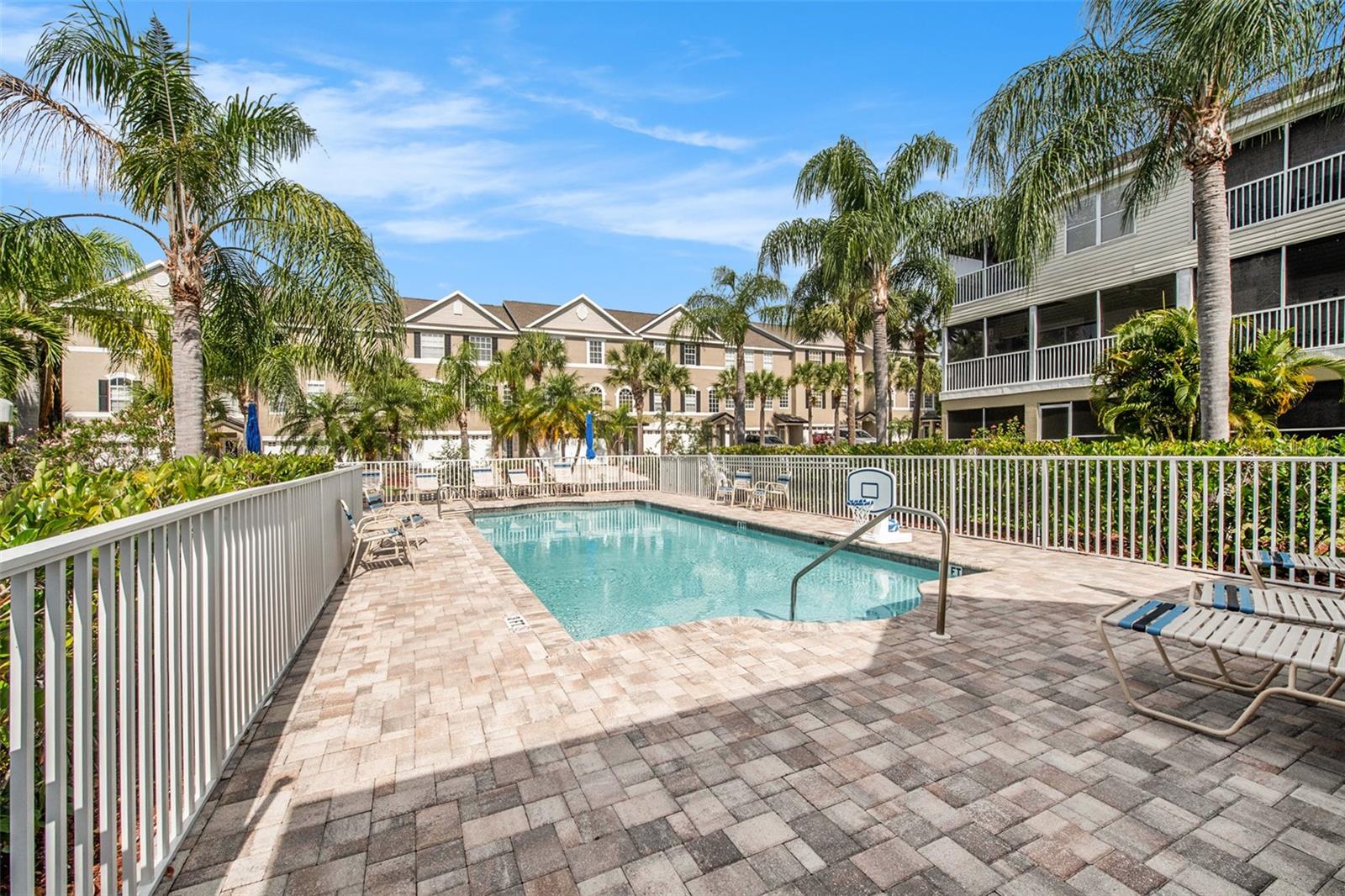 Listing photo id 21 for 3147 Oyster Bayou Way