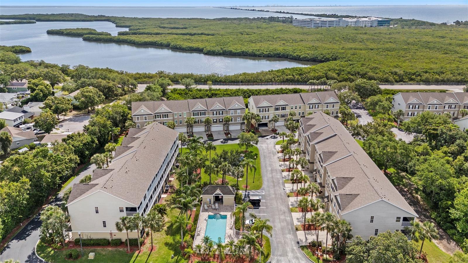 Listing photo id 24 for 3147 Oyster Bayou Way