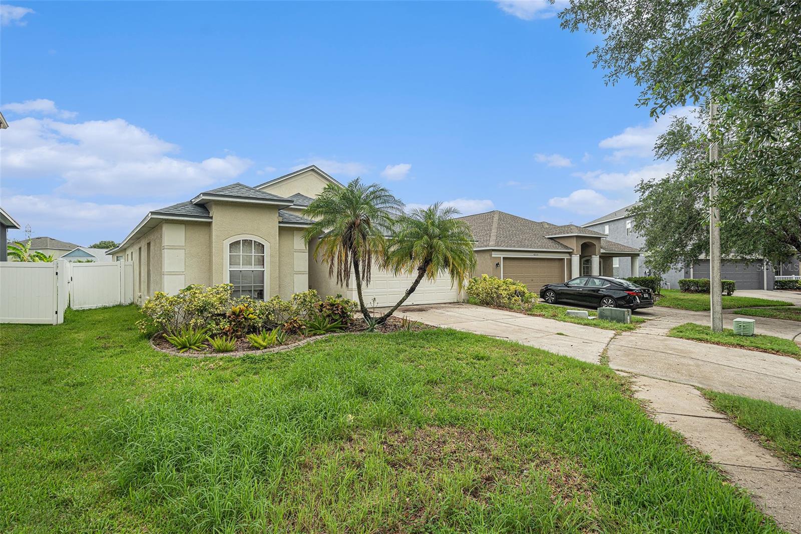 Details for 8217 Canterbury Lake Boulevard, TAMPA, FL 33619