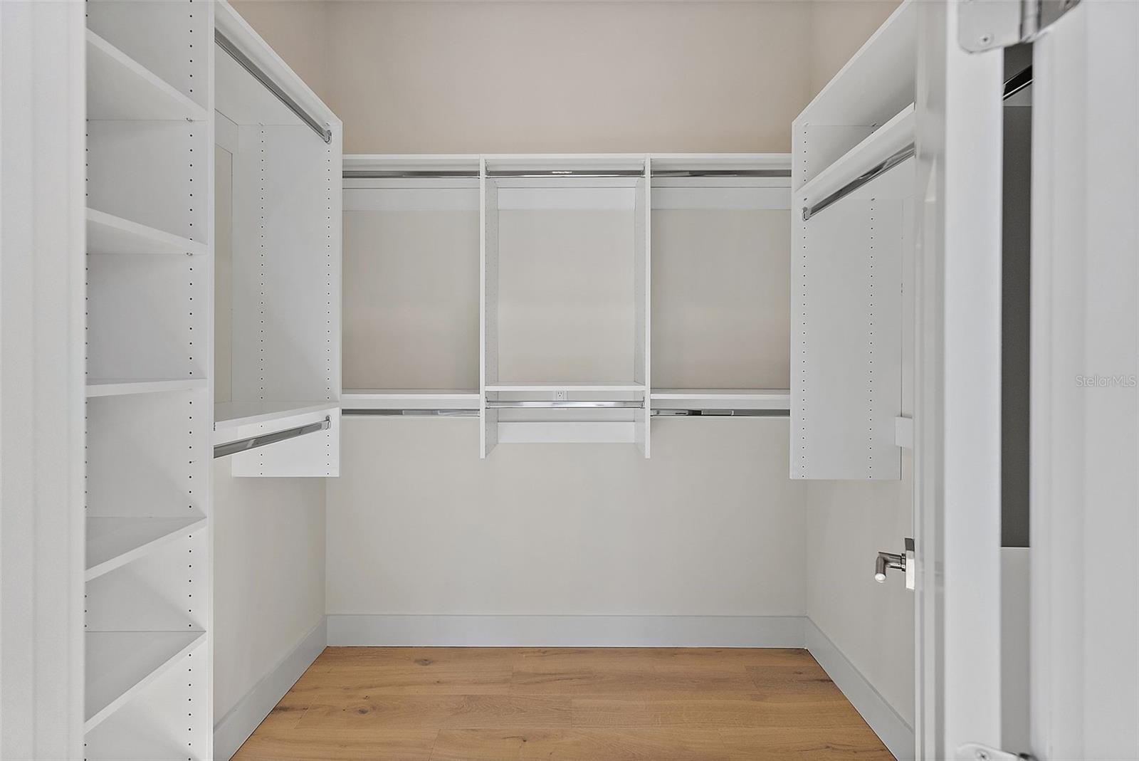 Image 45 of 70 For 924 42nd Avenue N