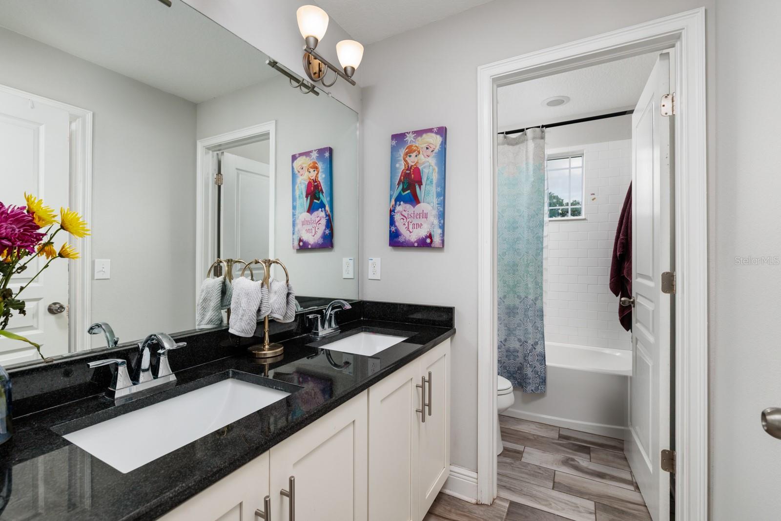 Image 21 of 32 For 4301 5th Avenue N