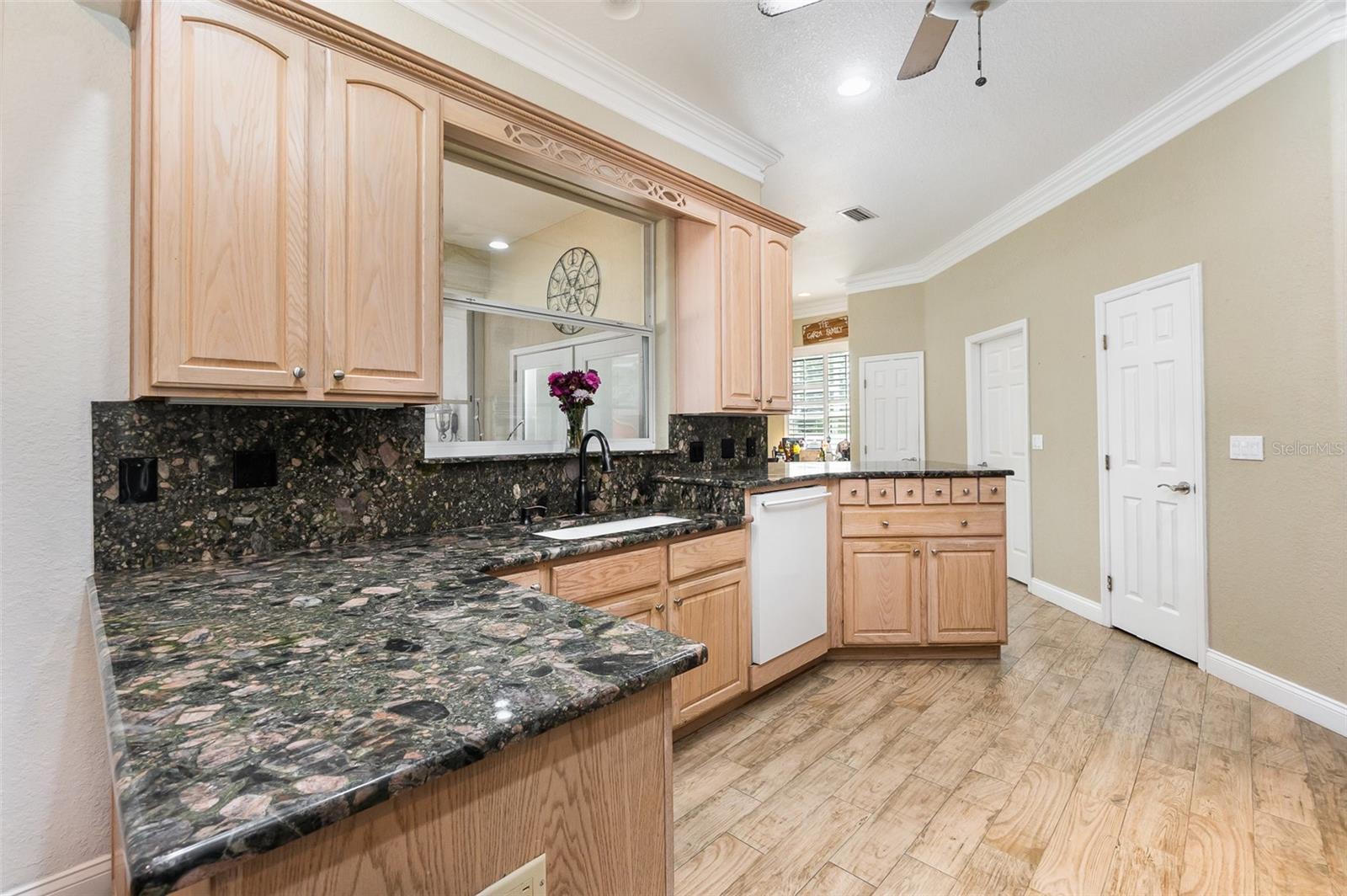 Image 10 of 43 For 629 Orange Valley Lane
