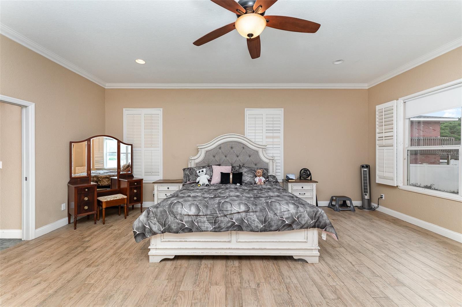 Image 19 of 43 For 629 Orange Valley Lane