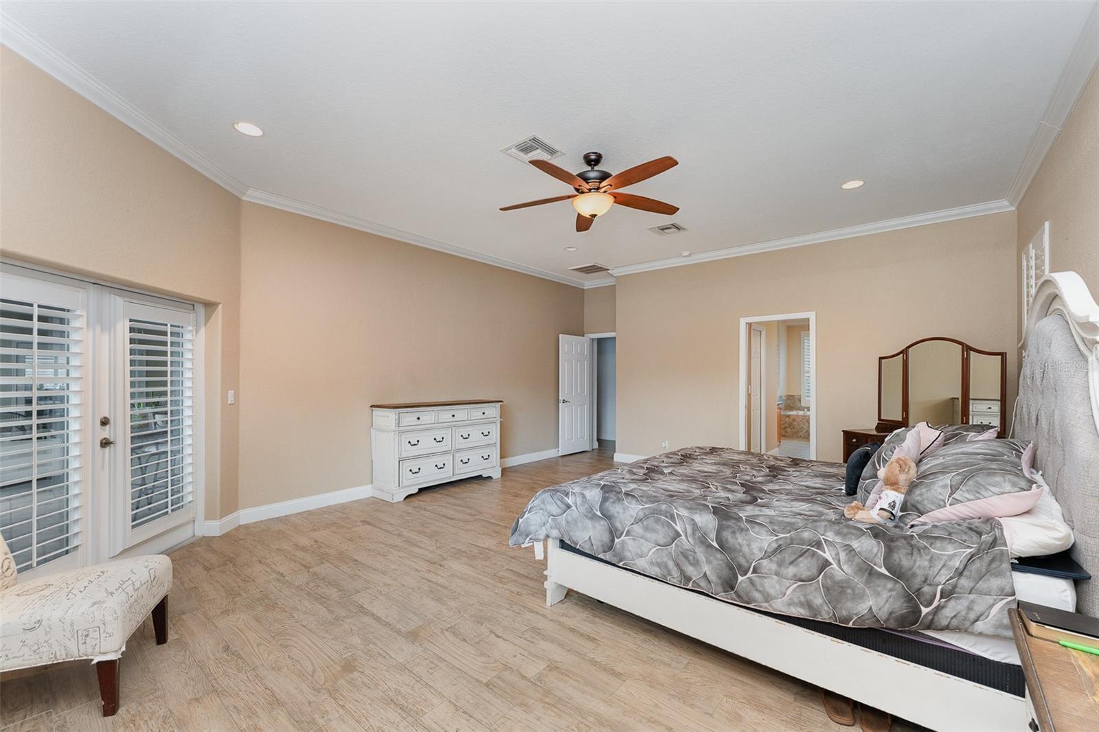 Image 20 of 43 For 629 Orange Valley Lane
