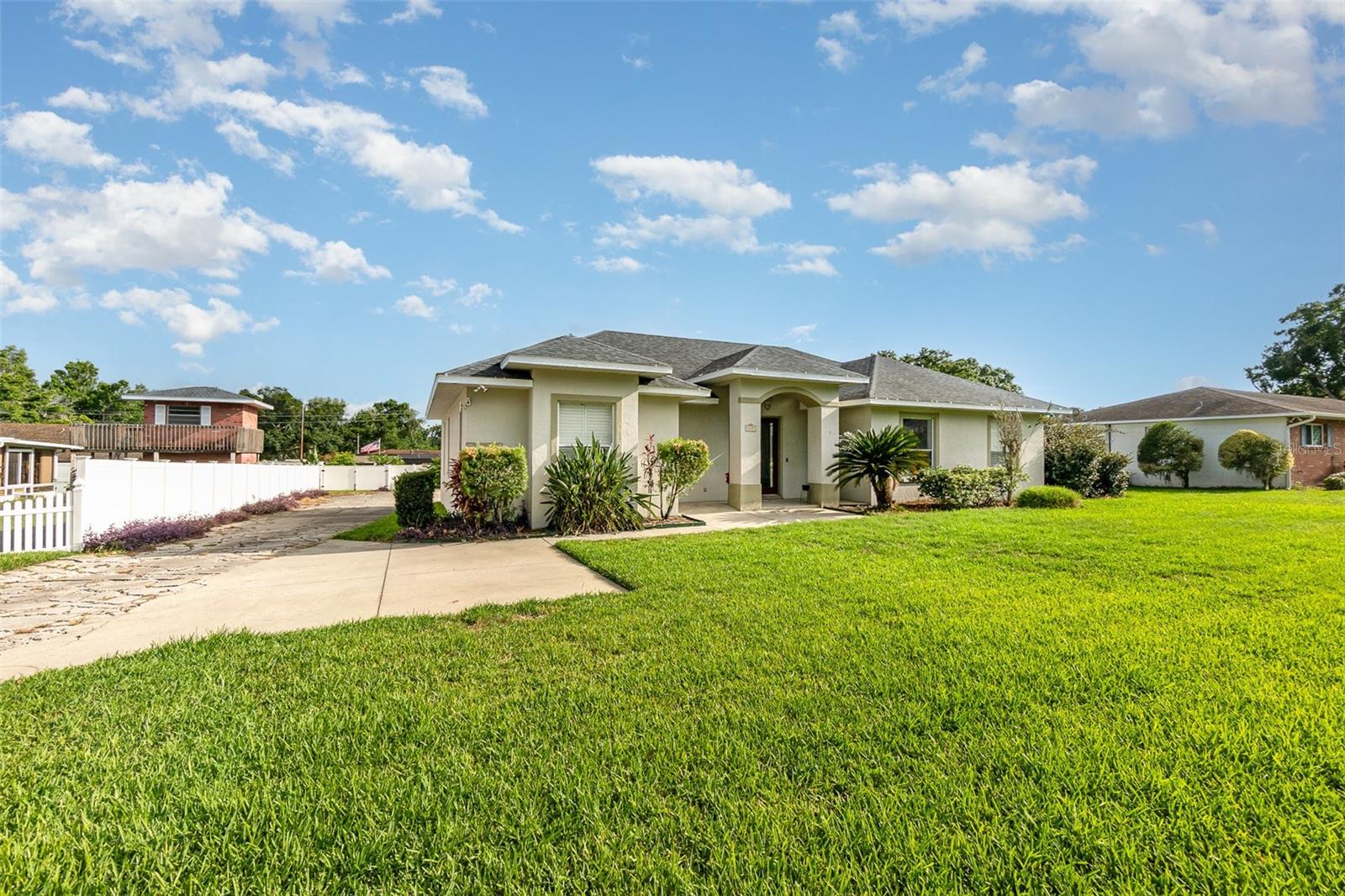 Image 3 of 43 For 629 Orange Valley Lane