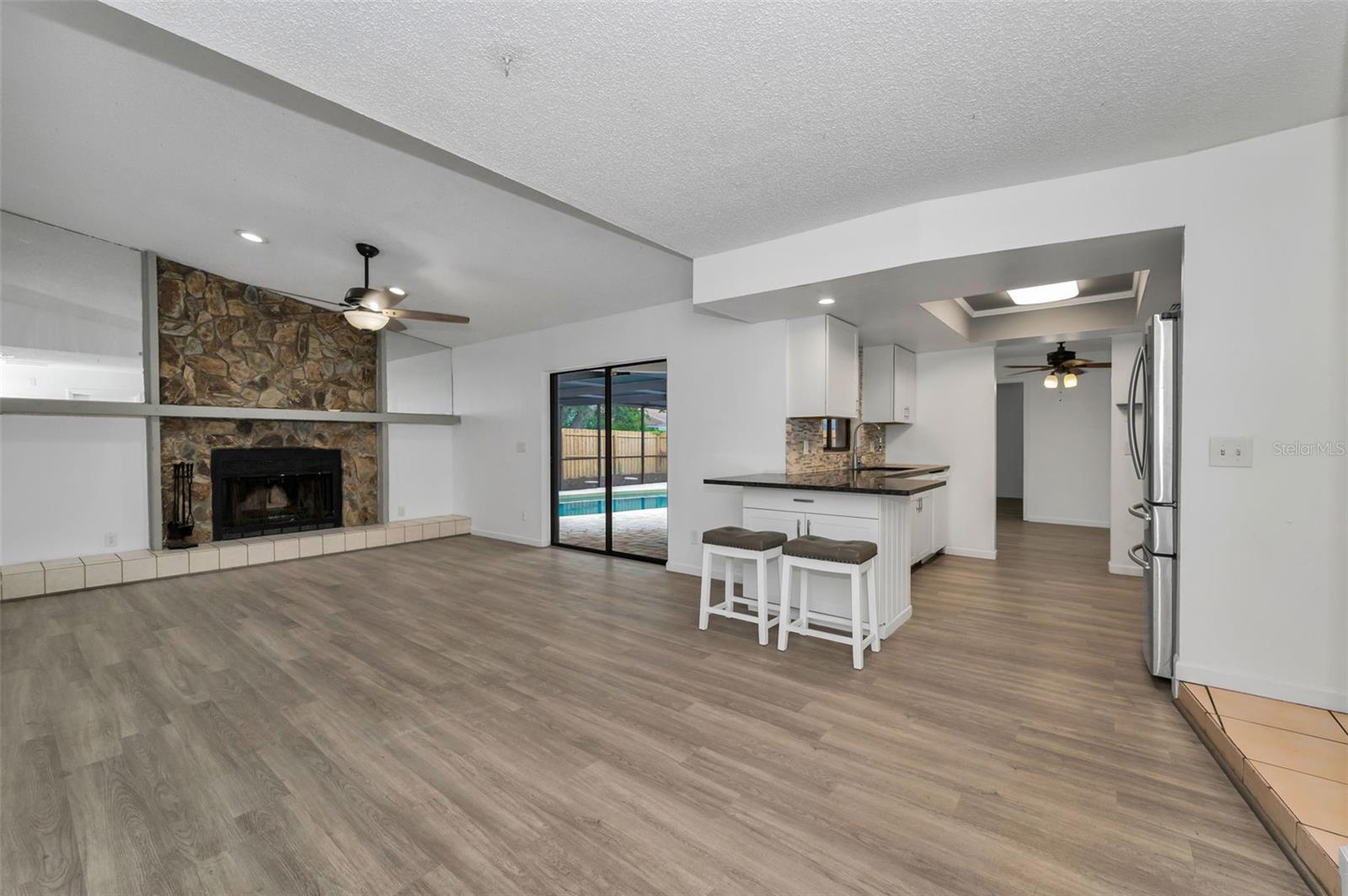 Image 23 of 60 For 2063 Ridgecrest Drive