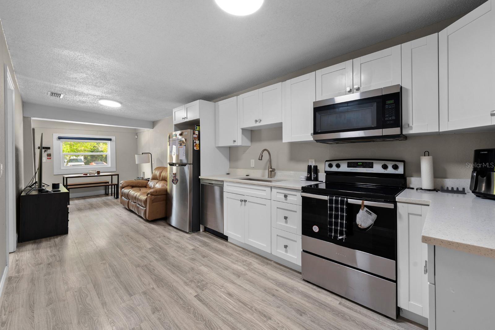 Image 3 of 23 For 4218 Cayuga Street
