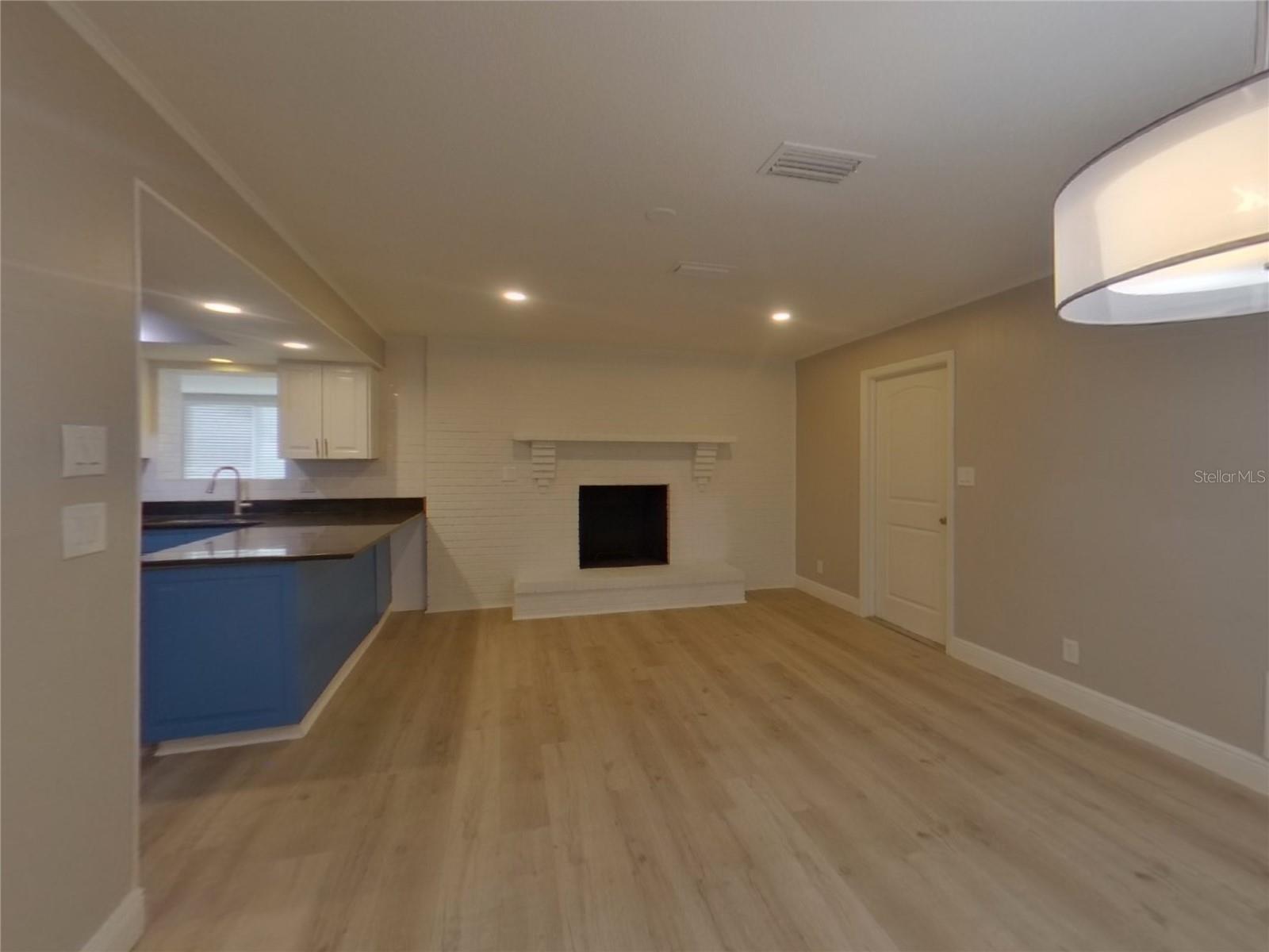Image 17 of 20 For 312 Citrus Street