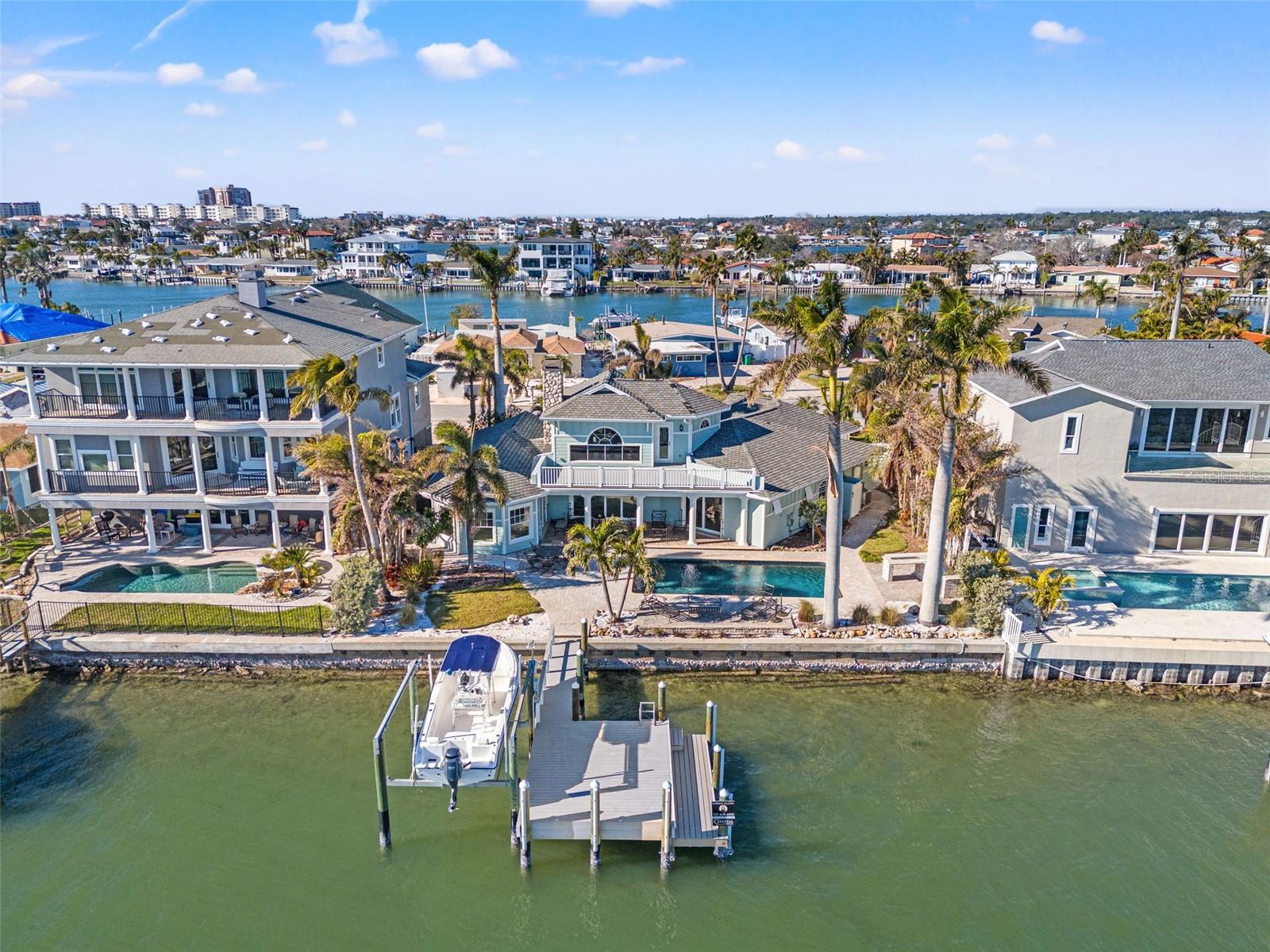 Image 2 of 19 For 17077 Dolphin Drive