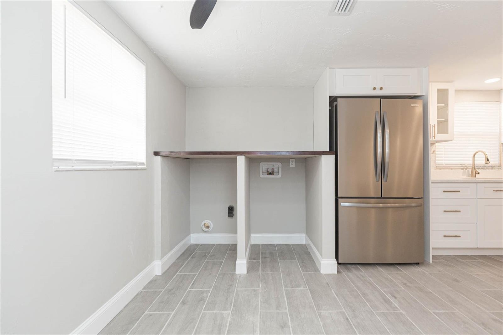 Image 17 of 43 For 11034 Tamarix Avenue