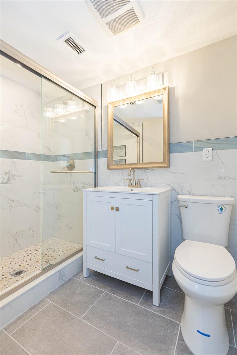 Image 32 of 43 For 11034 Tamarix Avenue