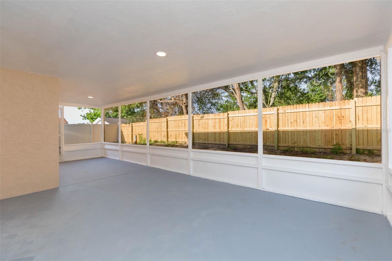 Image 37 of 43 For 11034 Tamarix Avenue