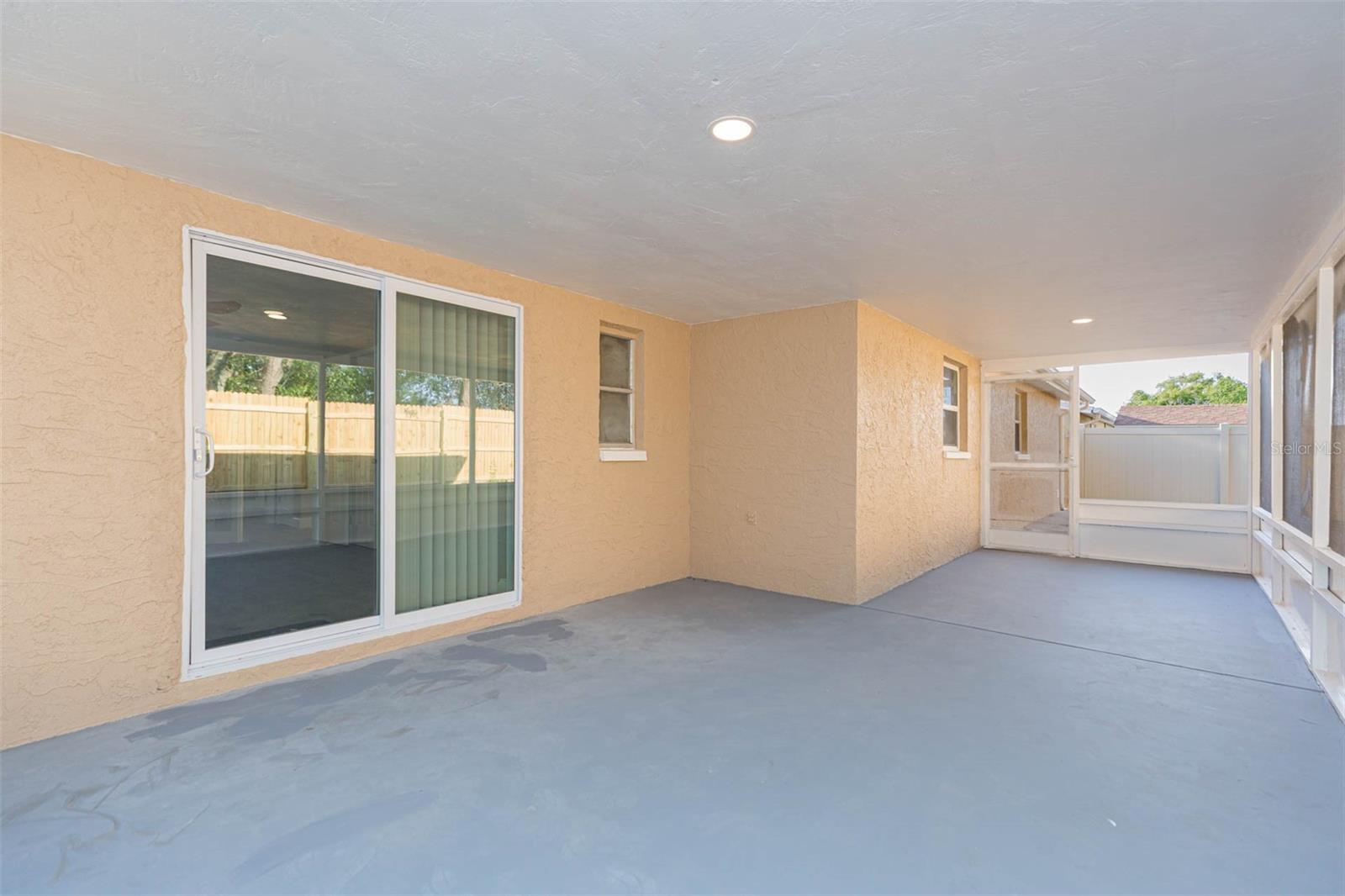 Image 38 of 43 For 11034 Tamarix Avenue
