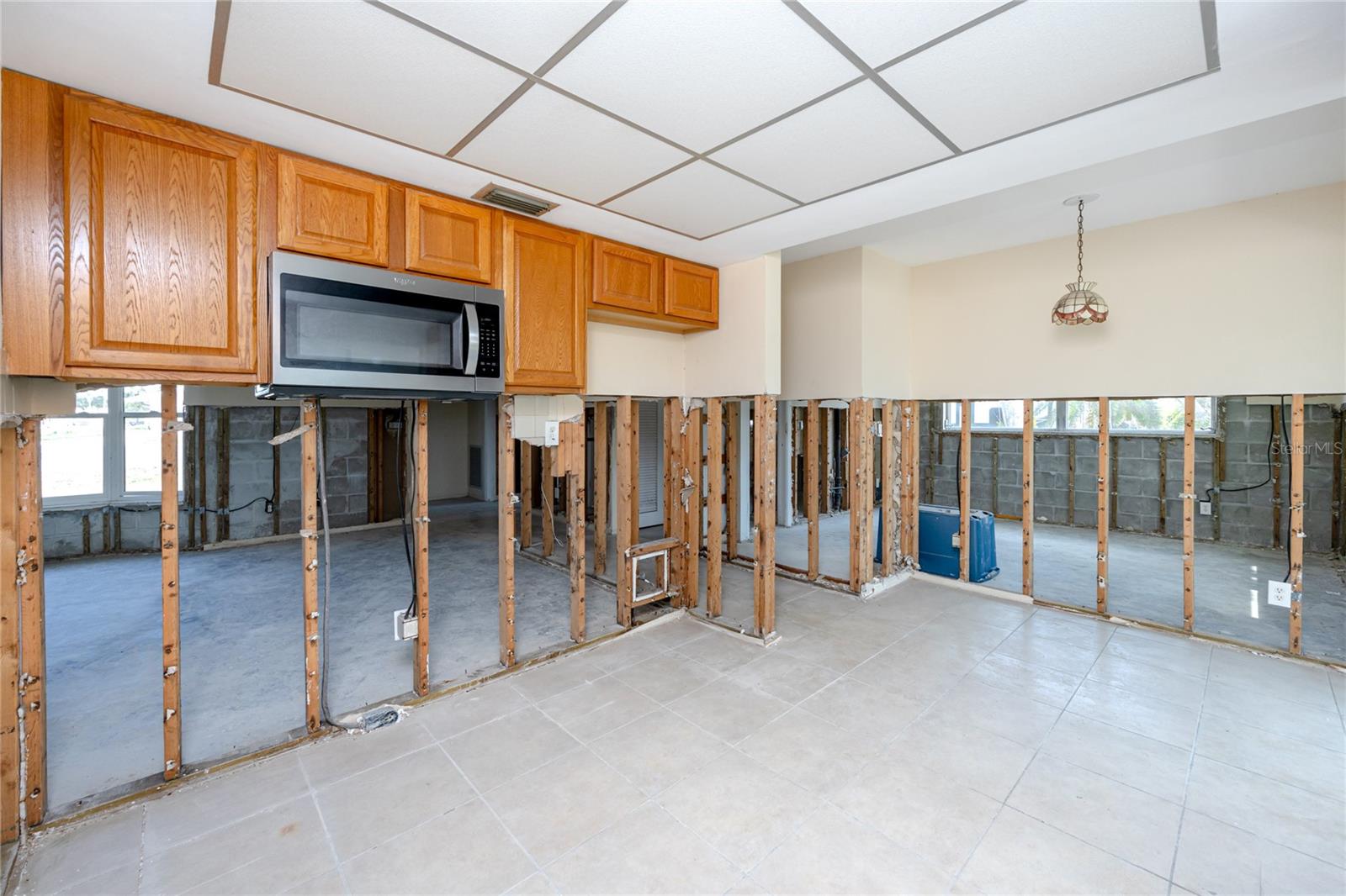 Listing photo id 16 for 11465 7th Street E