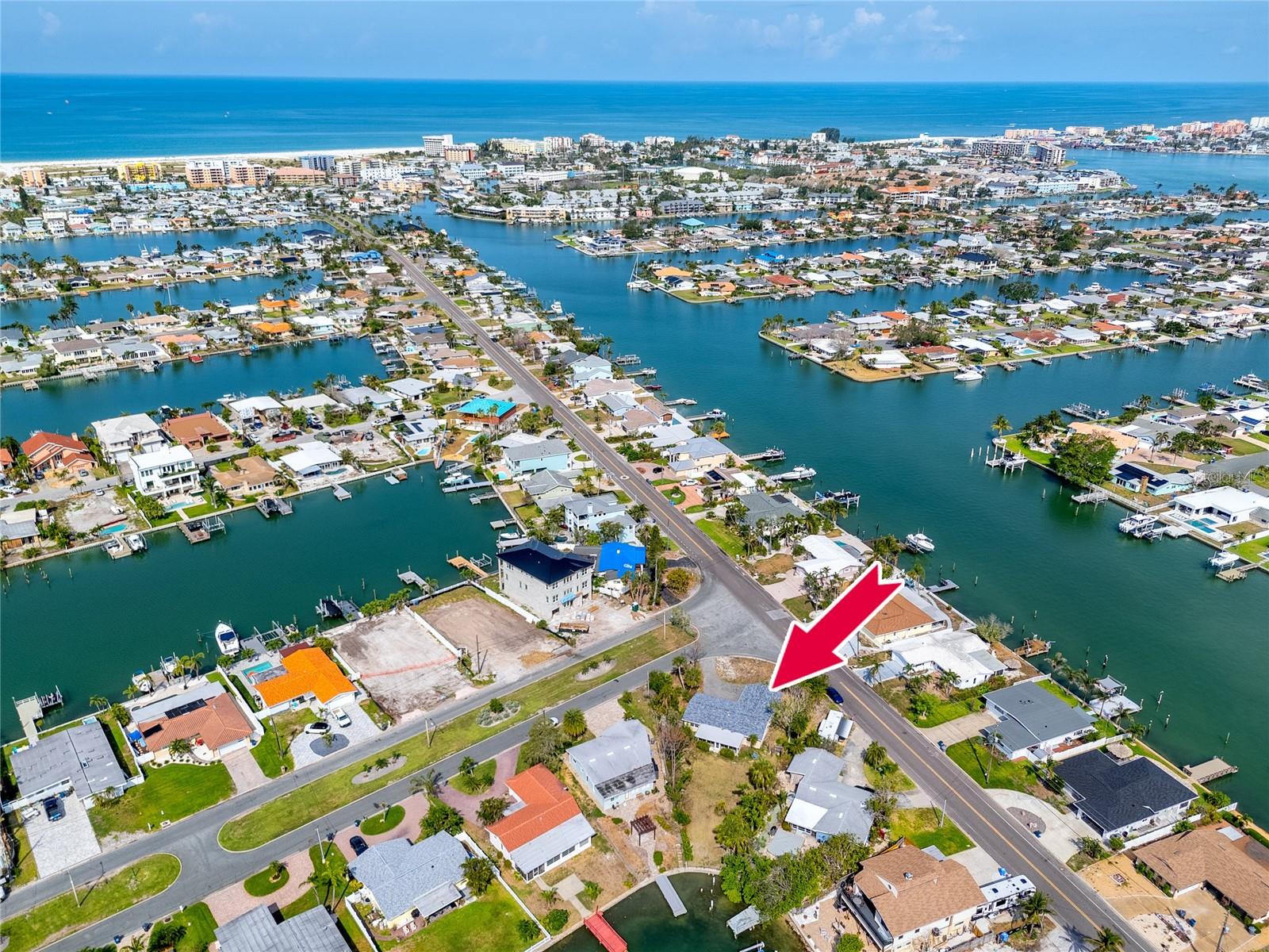 Listing photo id 51 for 11465 7th Street E