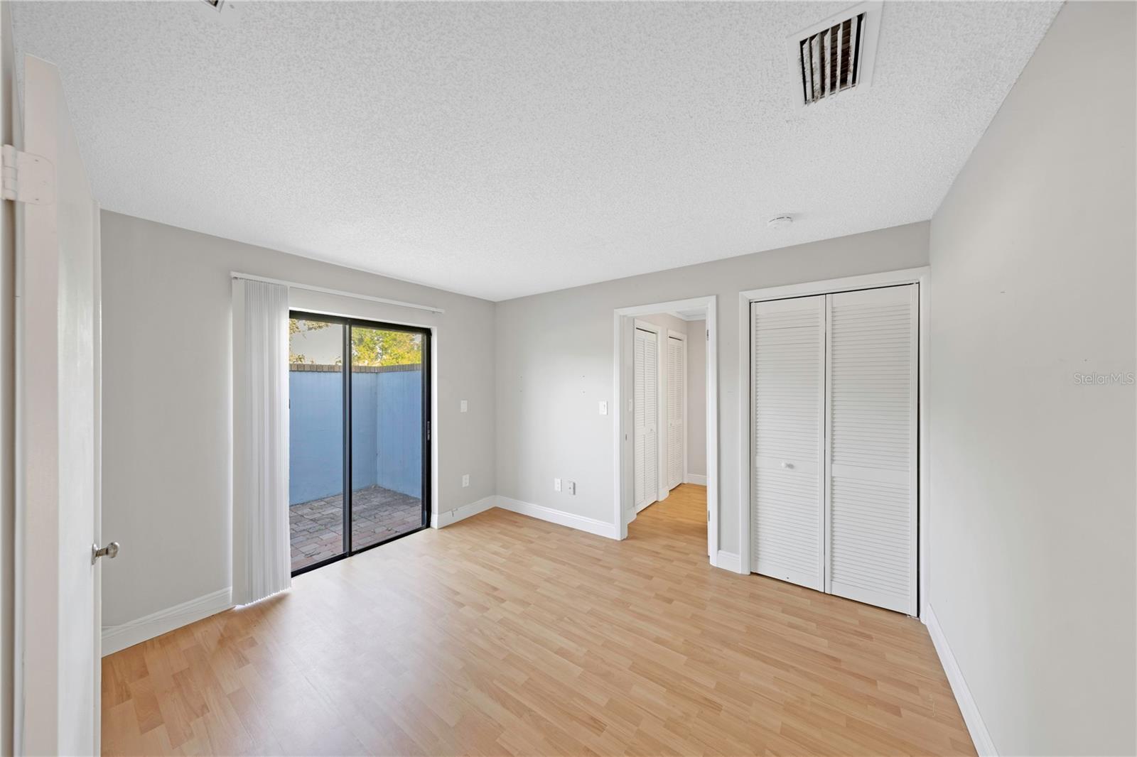 Image 24 of 43 For 605 Citrus Court