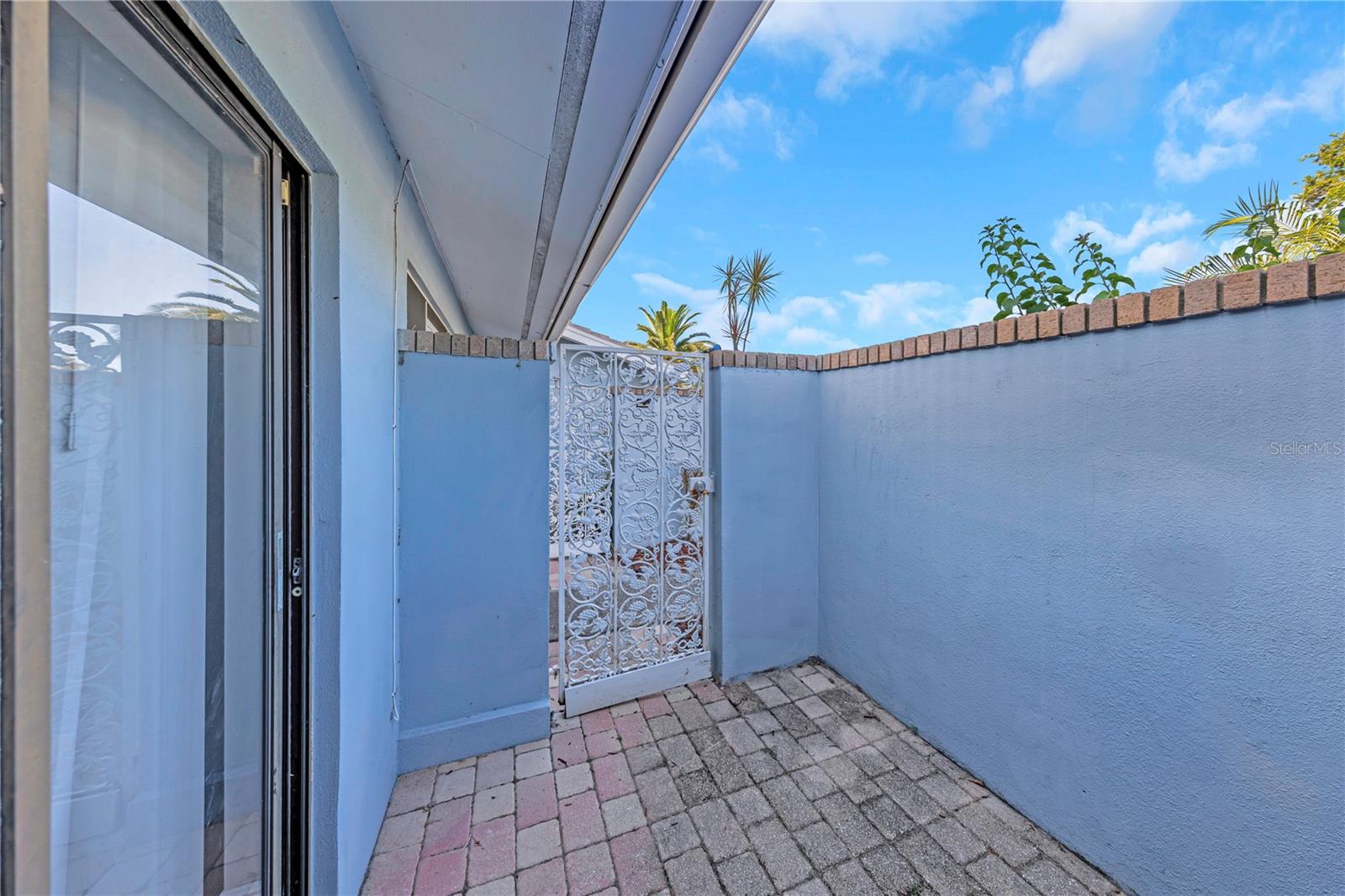 Image 3 of 43 For 605 Citrus Court