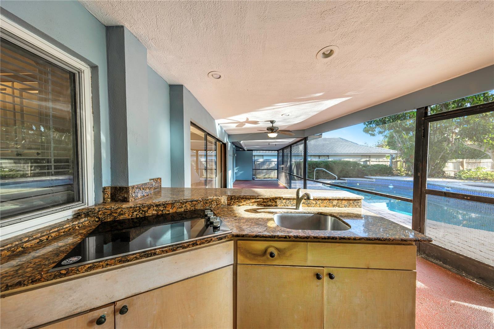 Image 39 of 43 For 605 Citrus Court