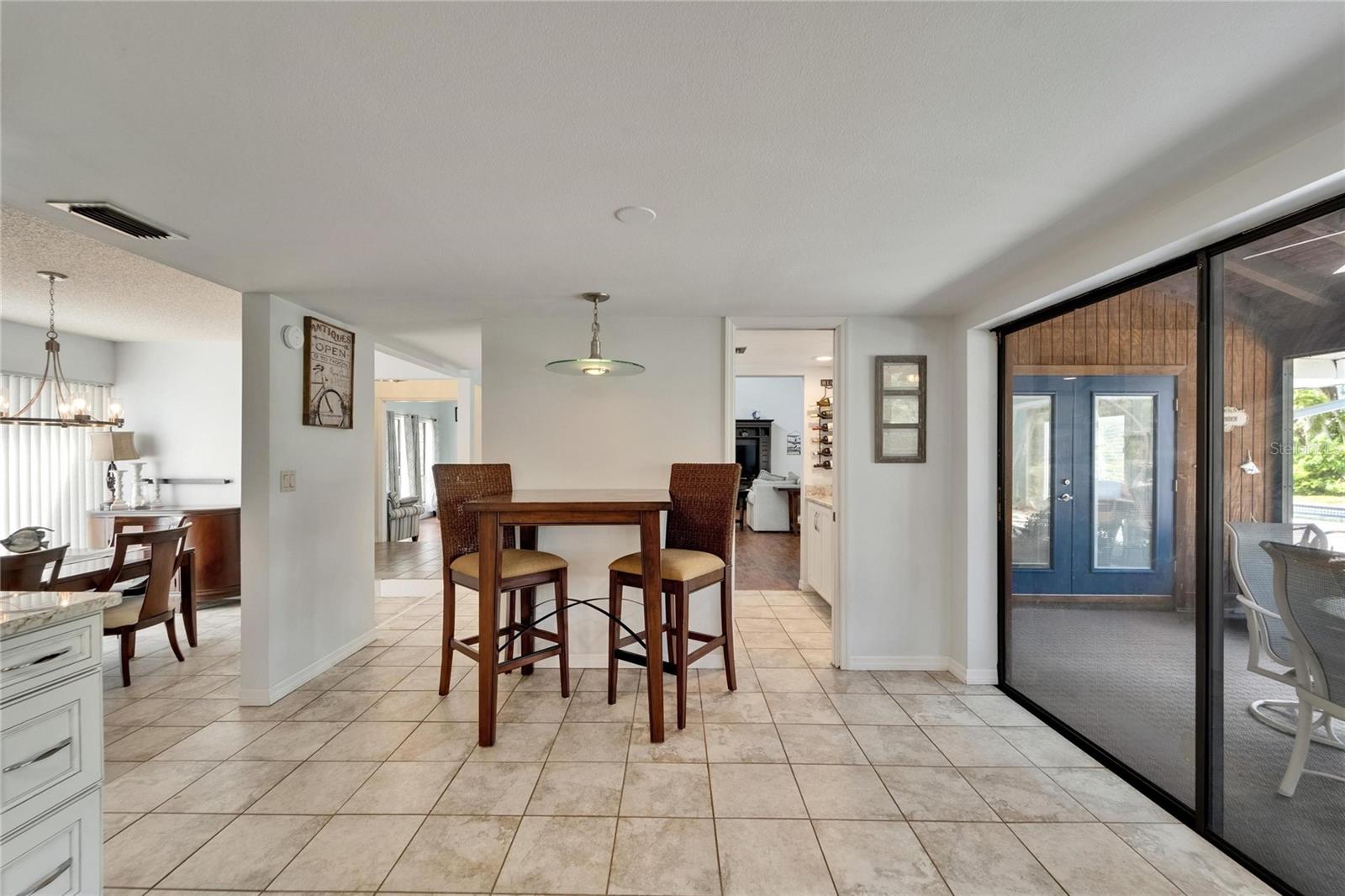 Image 15 of 59 For 7815 16th Avenue Nw