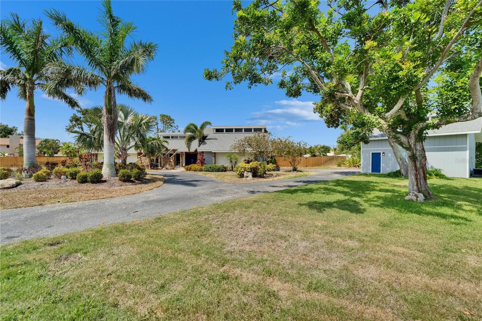 Image 6 of 59 For 7815 16th Avenue Nw