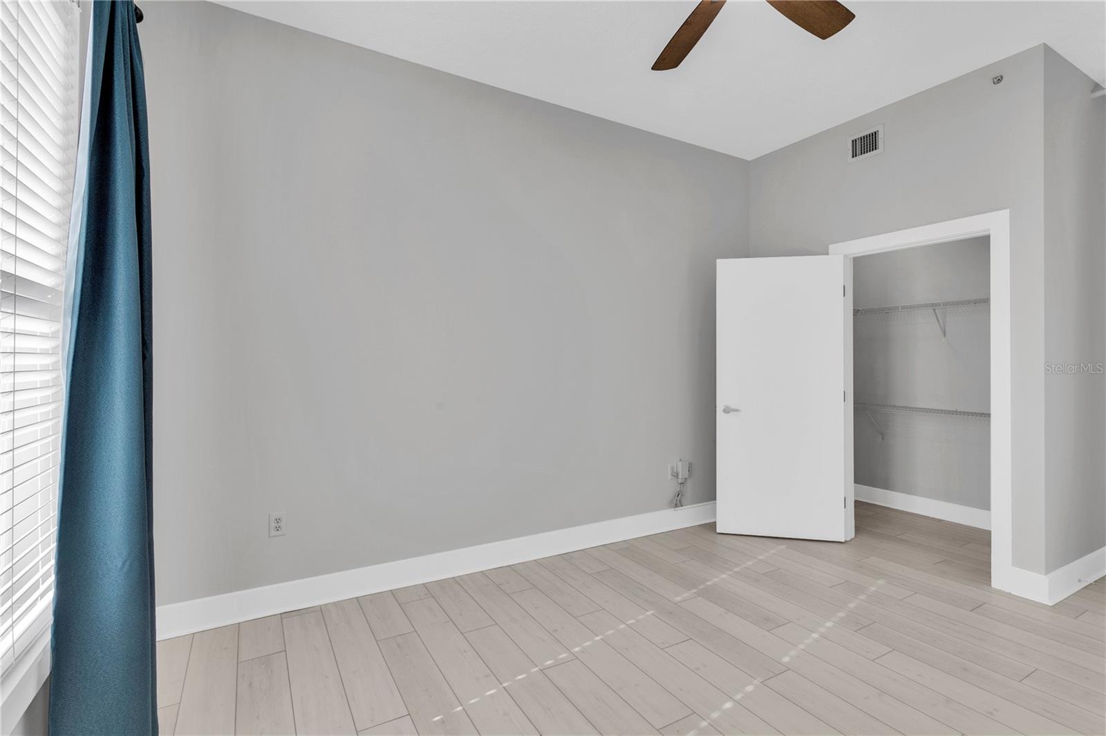 Image 26 of 50 For 1501 Doyle Carlton Drive 303