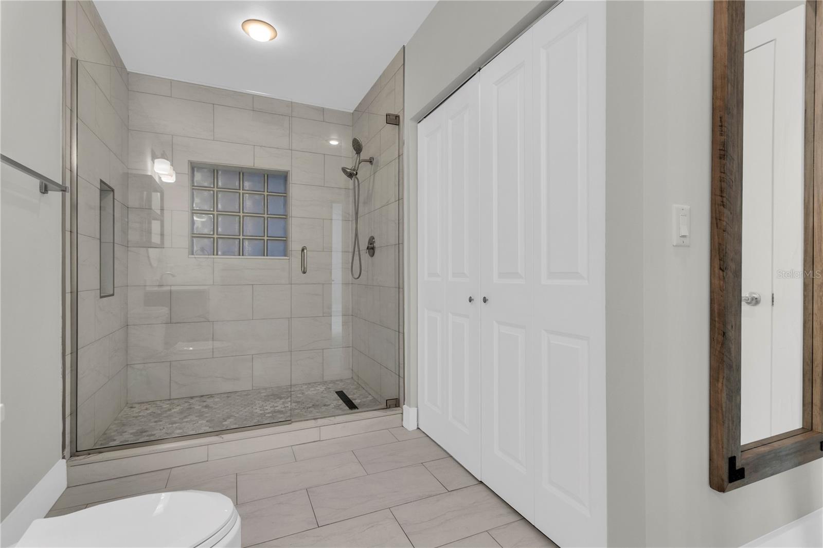 Image 33 of 50 For 1501 Doyle Carlton Drive 303