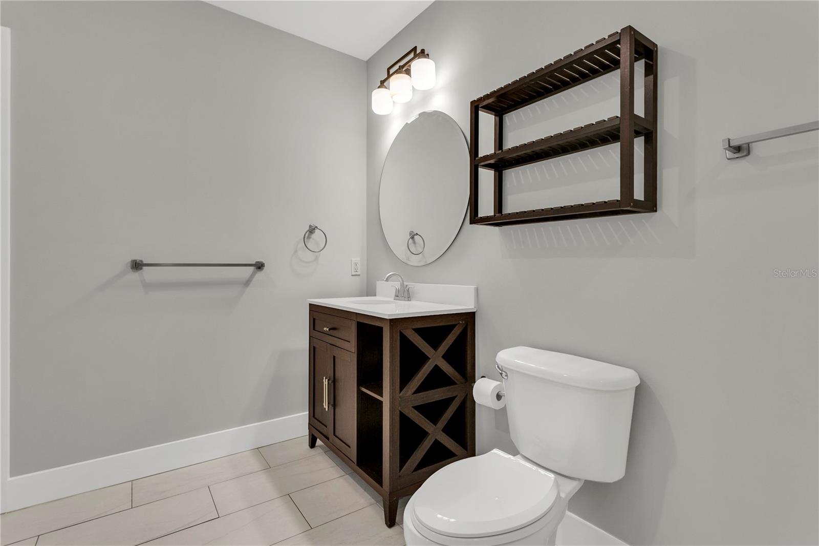 Image 37 of 50 For 1501 Doyle Carlton Drive 303