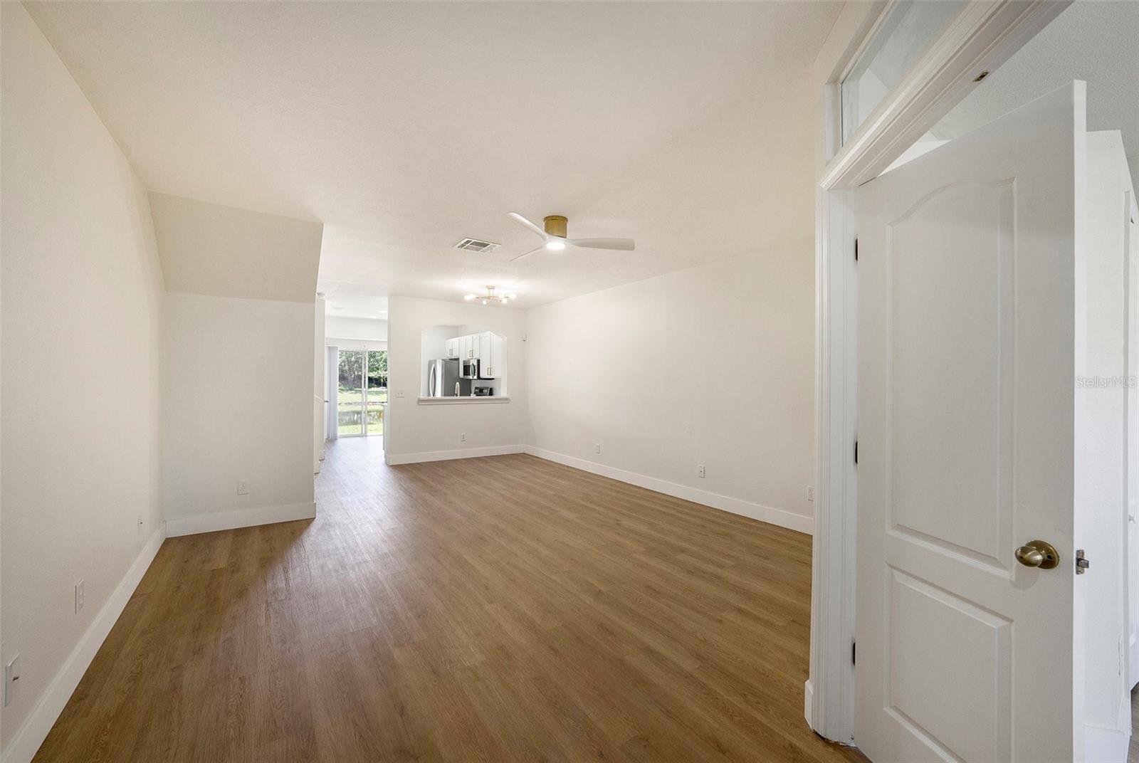 Image 3 of 19 For 12437 Foxmoor Peak Drive